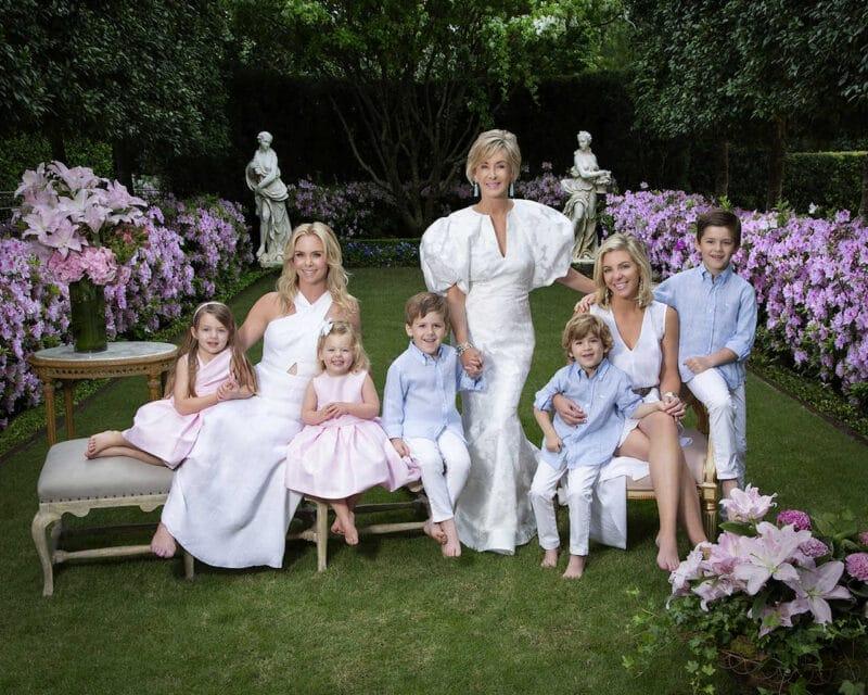 Family Masters Portraits: Family in Garden