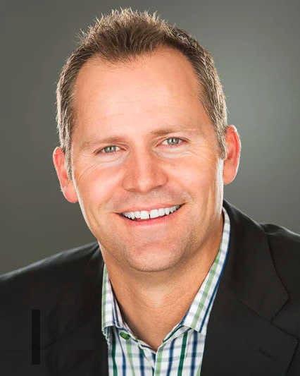 Headshots: Head and Shoulders with Grey Backdrop