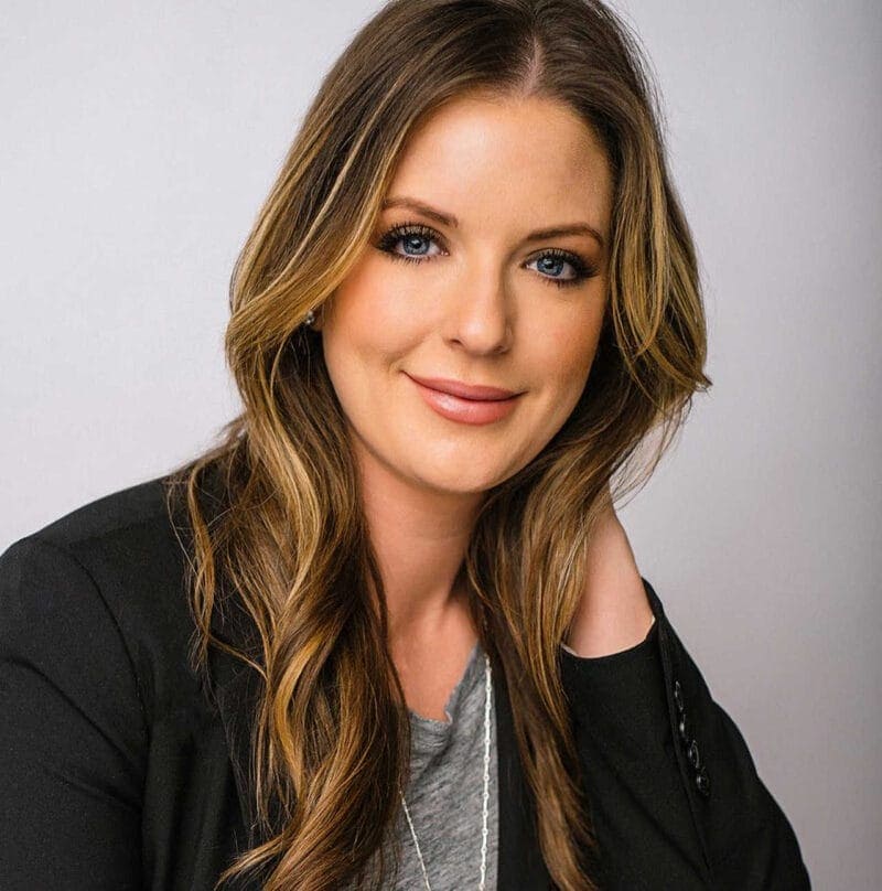 Headshots: Closeup of Lady with Hand on Shoulder