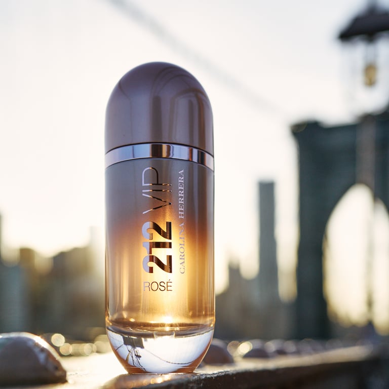 212 Vip Rosé EDP - imagen 9 de 11