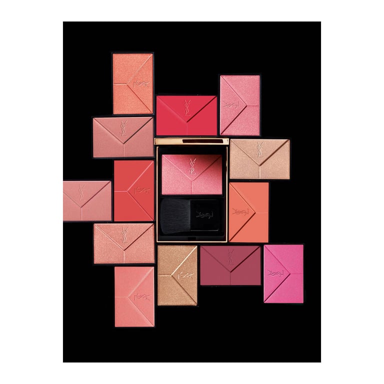Couture Blush #05 - Nude Blouse von Yves Saint Laurent - imagen 3 de 4