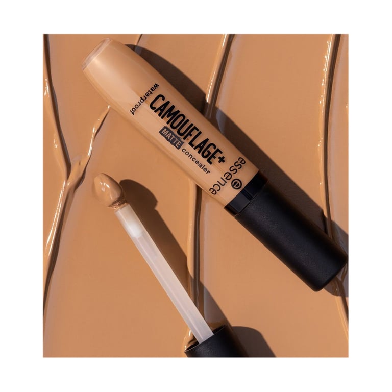 Camouflage+ Matt Corrector #230 de Essence