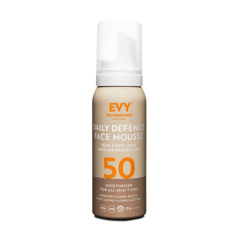 Daily Defense Face Mousse SPF50