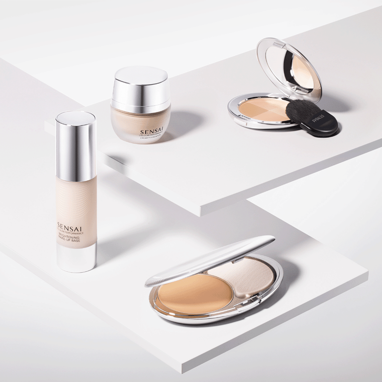 Cellular Performance Total Finish Foundation Refill #12 11g de Sensai - imagen 6 de 10