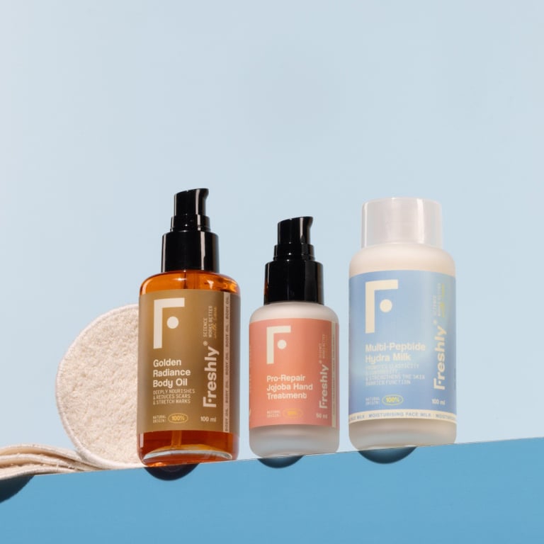 Cofre Óleo Corporal + Creme De Mãos + Leite Facial Peptídeos da Freshly Cosmetics