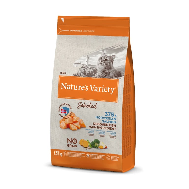 Selected Cat Adult Norwegian Salmón