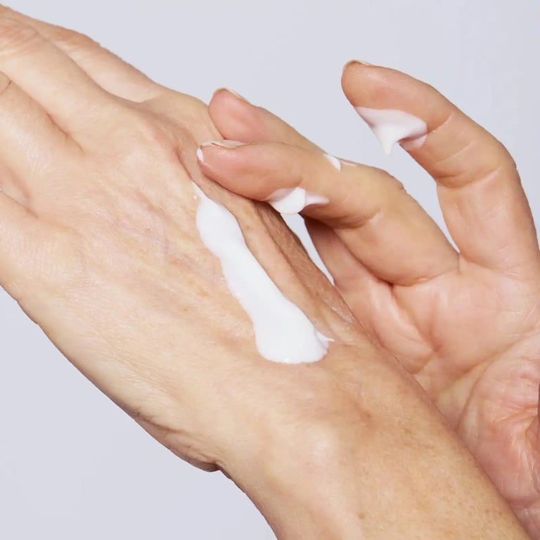 Crema Mani Nutriente Riparatrice - imagen 7 de 10