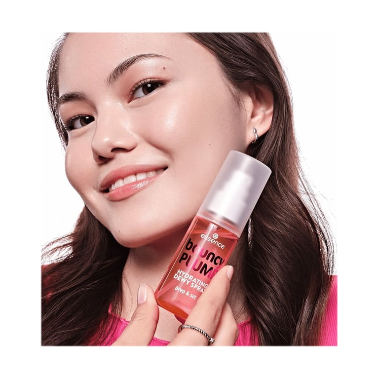 Bouncy Plump Hydrating Dewy Spray de Essence