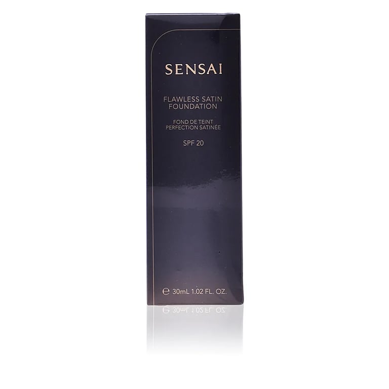 Flawless Satin Moisture Foundation #FS102 - Ivory Beige