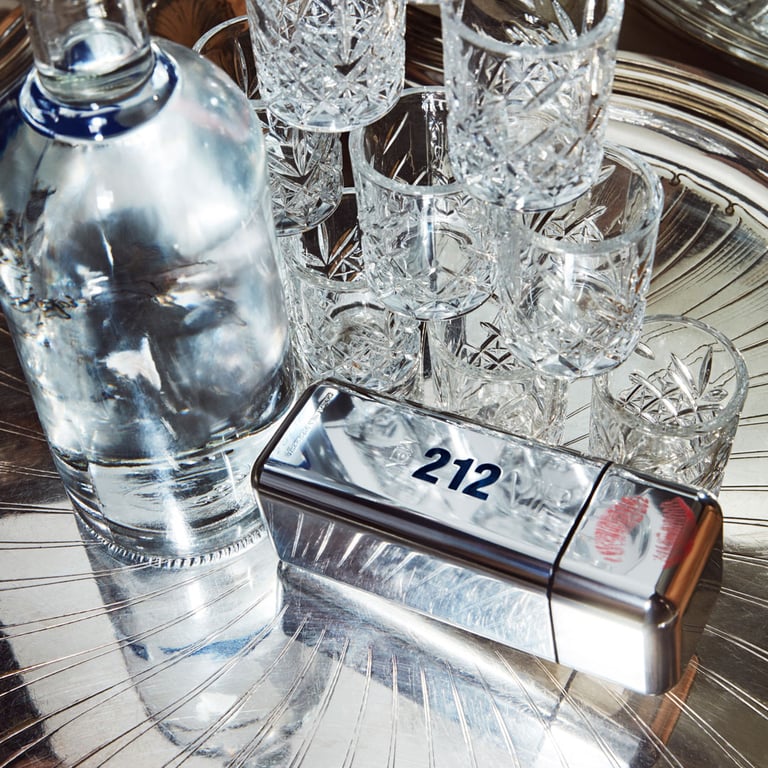 212 Vip Men Edt Spray 100 ml von Carolina Herrera