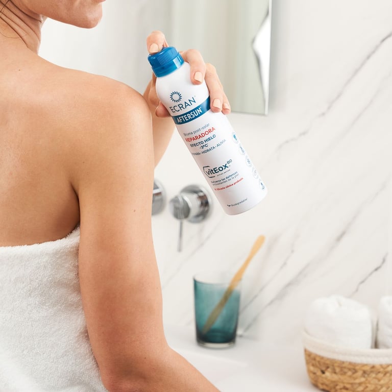 After Sun Spray Reparadora Intensivo Efecto Hielo 250 ml de Ecran