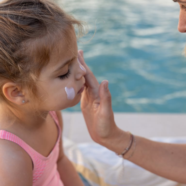 Kids High Protection Sunscreen SPF50+ 100 ml de Freshly Cosmetics