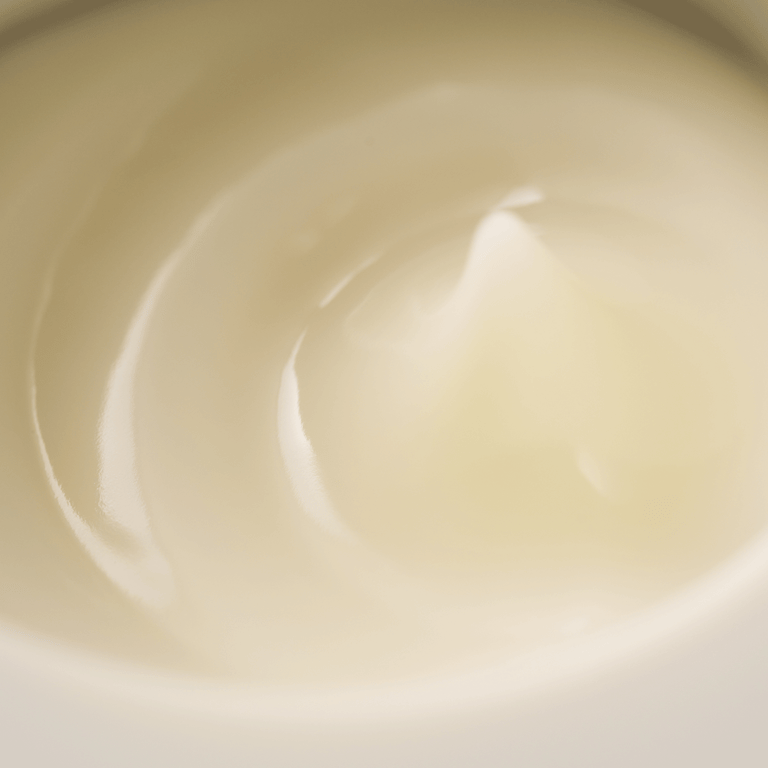 Ultimate The Eye Cream 15 ml de Sensai - imagen 5 de 11