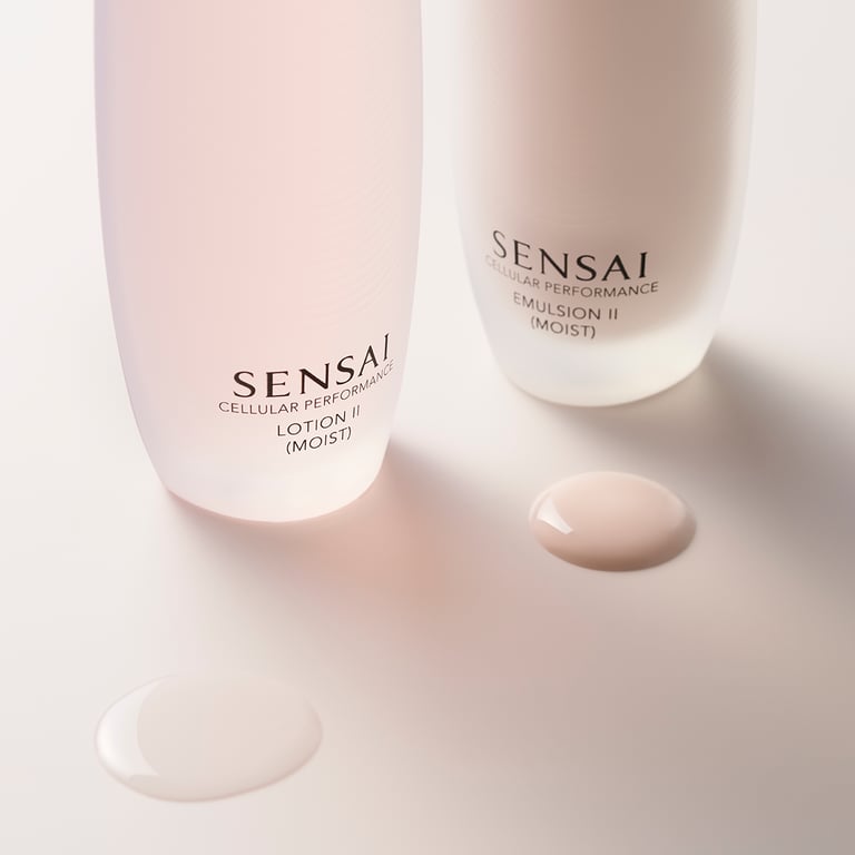 Cellular Performance Emulsion II Moist 100 ml de Sensai - imagen 12 de 18