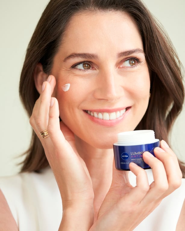 Luminous 630 Crème Nuit Réparatrice Anti-taches 40 ml de Nivea