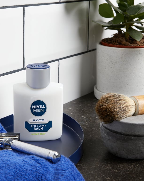 Men Sensitive Bálsamo After Shave 100 ml de Nivea - imagen 13 de 21