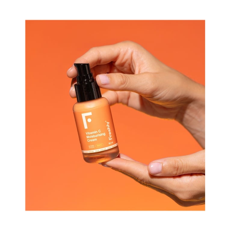 Vitamin C Moisturising Cream 50 ml de Freshly Cosmetics
