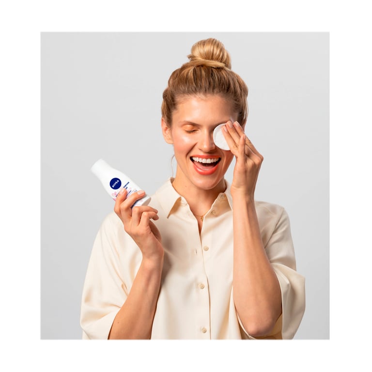 Leche Limpiadora Suave Piel Seca Sensible 200 ml de Nivea