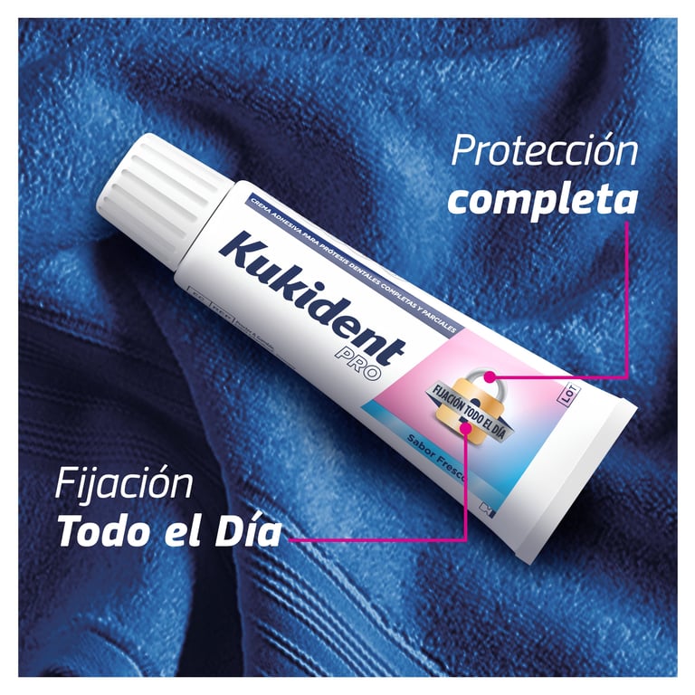 Kukident Pro Complete Crema adhesiva Sabor Original 70g de Kukident