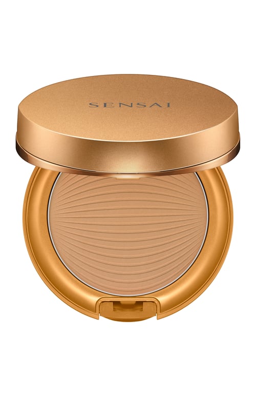 Silky Bronze Natural Veil Compact #SC03 - Medium