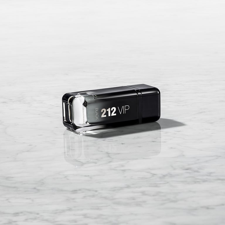 212 Vip Black EDP  100 ml di Carolina Herrera