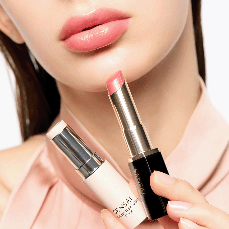 Total Lip Treatment Stick di Sensai - imagen 6 de 16
