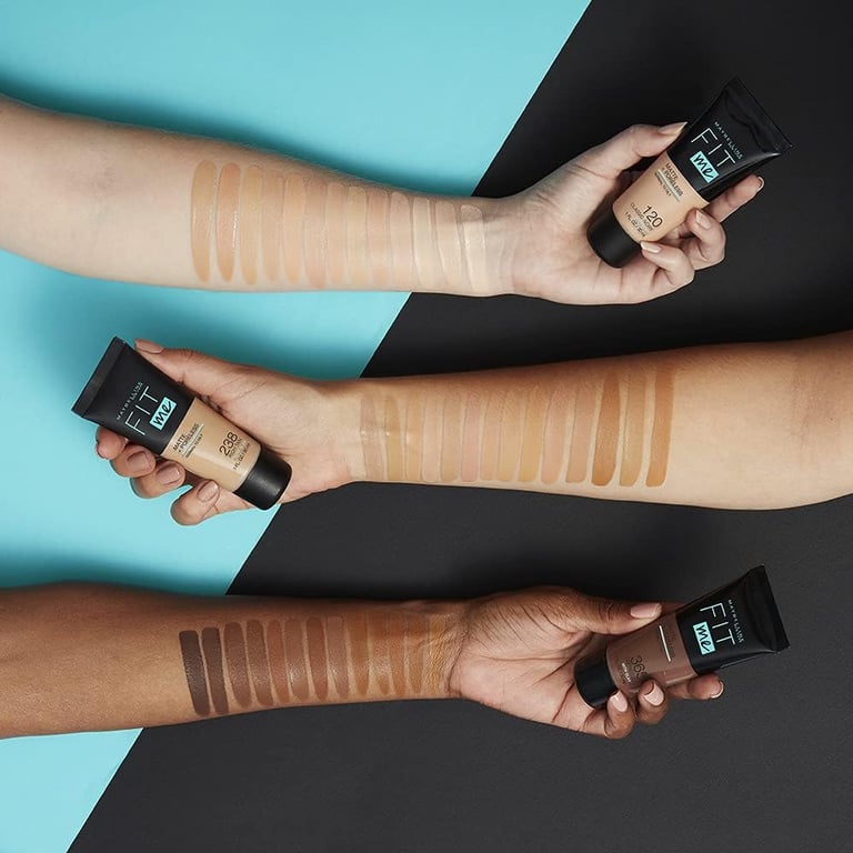 Fit Me! Foundation Matte+Poreless #105-Natural Ivory 30 ml de Maybelline