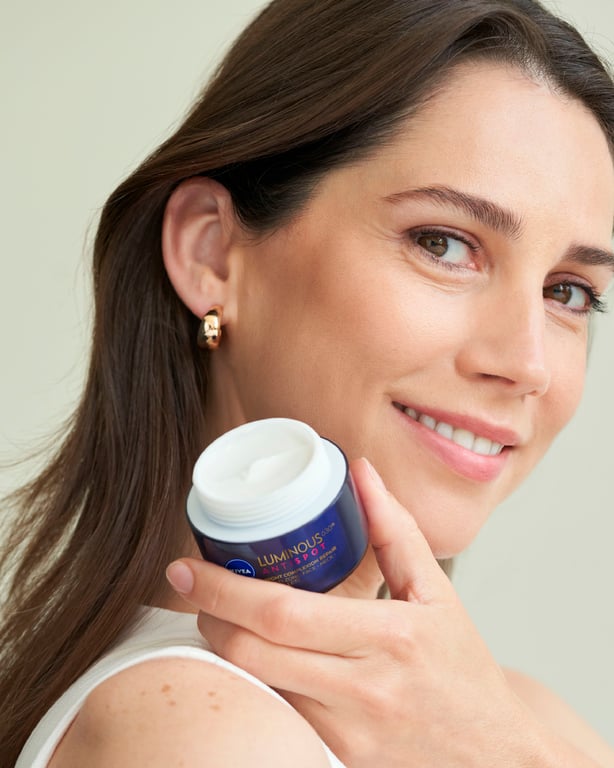 Luminous 630 Crème Nuit Réparatrice Anti-taches 40 ml de Nivea