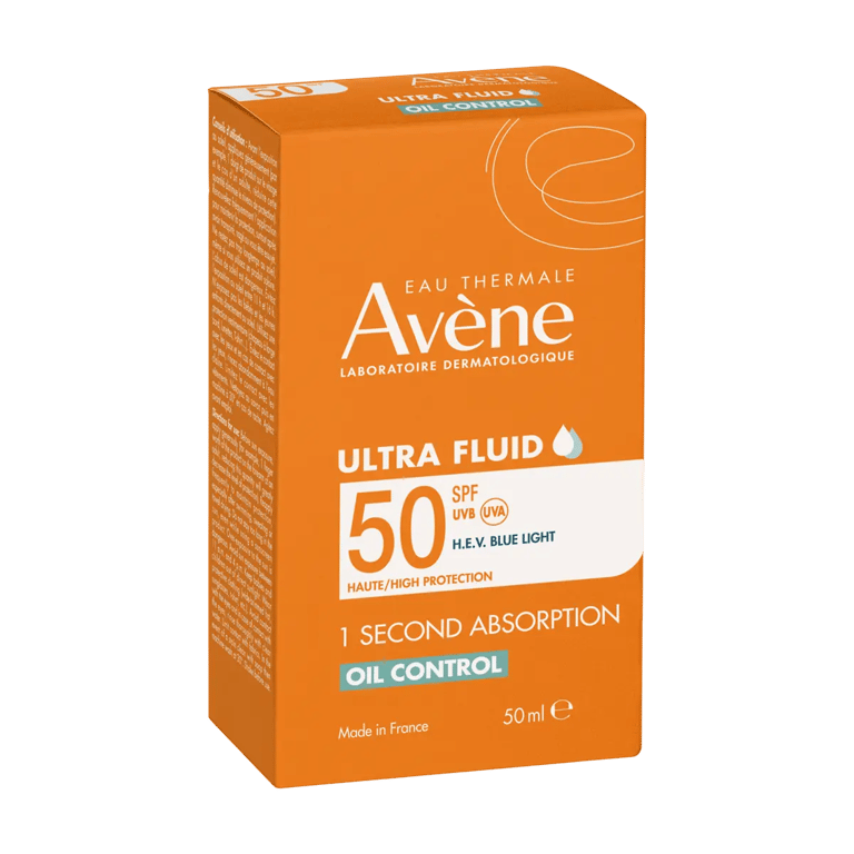 Ultra Fluide Oil Control SPF50 - imagen 2 de 2