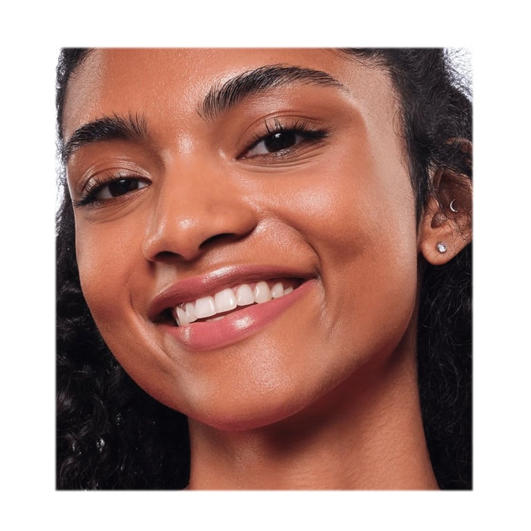 Satin Glow Luminous Shine Lipstick #01 Whole Latte Love de Essence