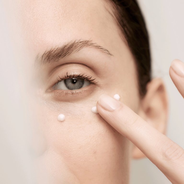 Crema Svegliare Essenza per gli Occhi 20 ml di Sensai