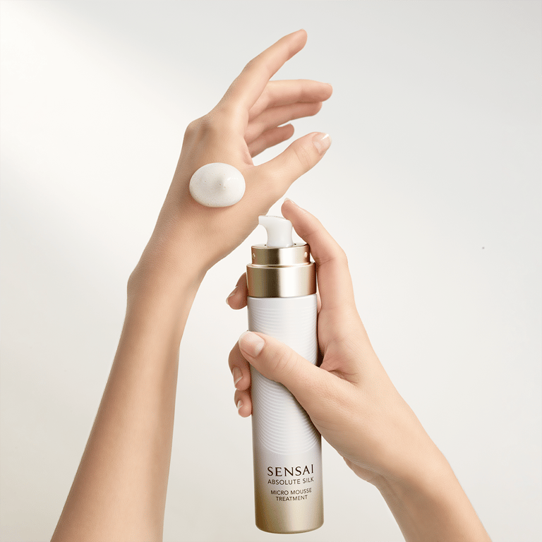 Sensai Absolute Silk Micro Mousse Treatment 90 ml de Kanebo