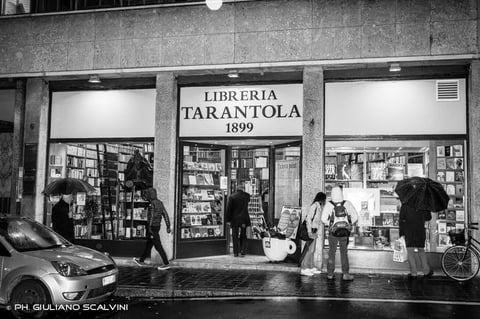 LIBRERIA TARANTOLA 1899 — Book store in Outer Florence · Florence