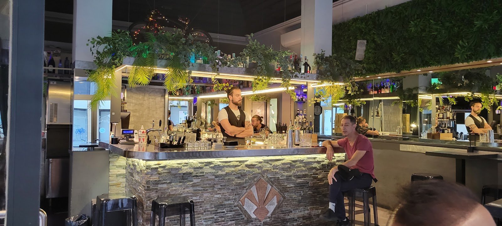 Viktoria Lounge Bar — Bistro in Santa Croce, Florence