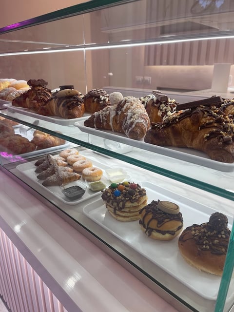 Gusto Firenze Cornetteria Notturna — Dessert shop in Outer Florence · Florence