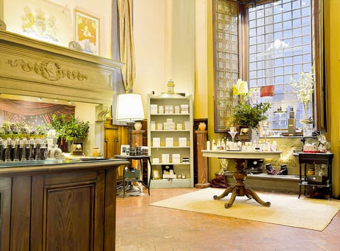 Officina de' Tornabuoni - Profumeria Artigianale Firenze — Clothing store in Santa Maria Novella · Florence