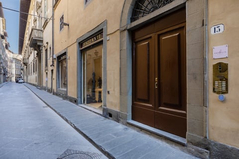 Amabilia Bed&Breakfast — Bed and breakfast in Santa Maria Novella · Florence