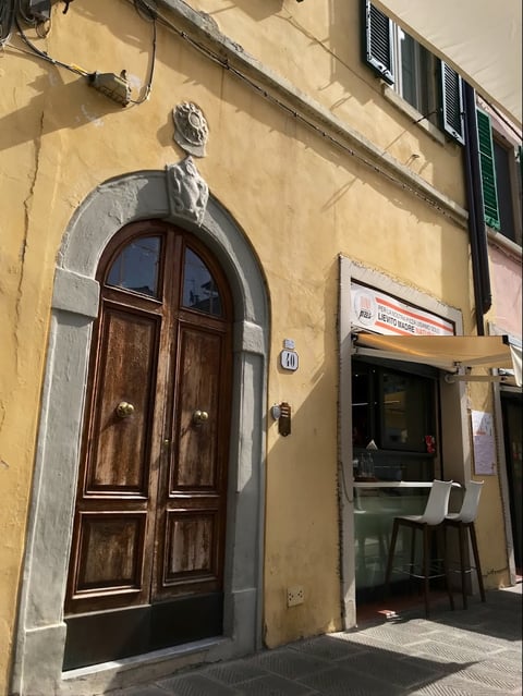 La Divina Pizza — Pizza restaurant in Santa Croce · Florence