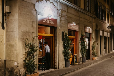 Latteria Giulio Moggi — Restaurant in Santa Maria Novella · Florence