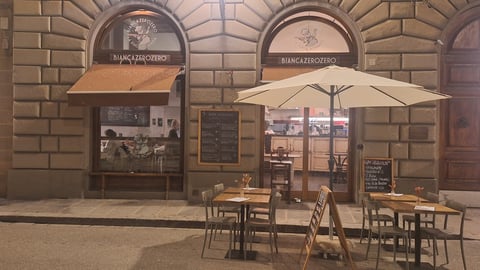 BIANCAZEROZERO Firenze — Pizza restaurant in Santa Croce · Florence