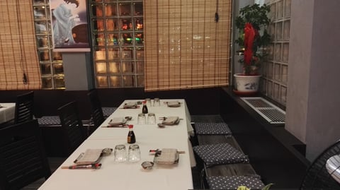 Etto Sushi — Japanese restaurant in Outer Florence · Florence