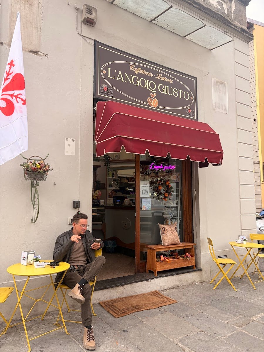Bar caffetteria l’Angolo Giusto — Bar in Outer Florence, Florence
