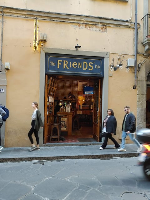 The Friends' Pub — Pub in Oltrarno · Florence