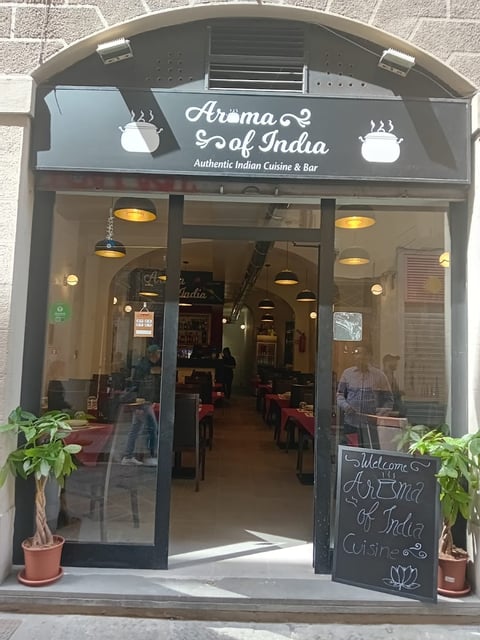 Aroma of India, Ristorante Indiano a Firenze — RESTAURANT in San Lorenzo · Florence