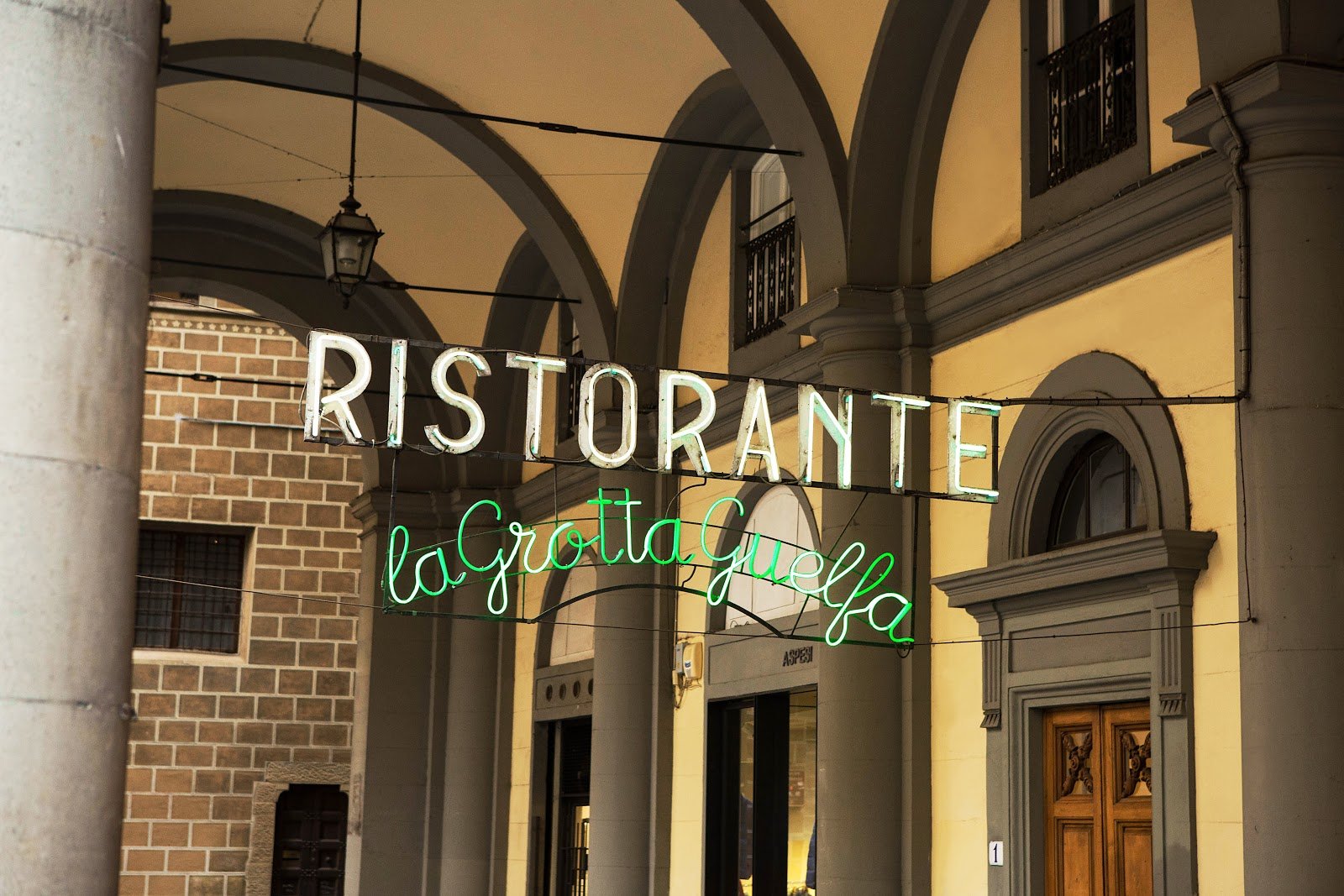 La Grotta Guelfa — Italian restaurant in Centro Storico, Florence