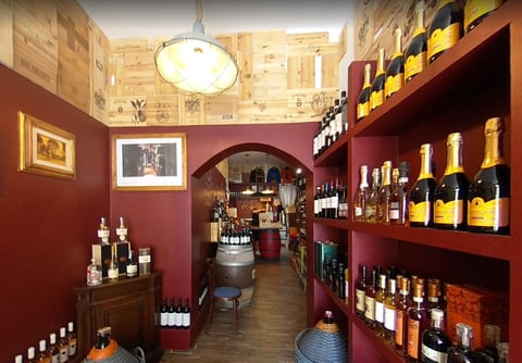 Vigna Locchi — Wine bar in Outer Florence · Florence