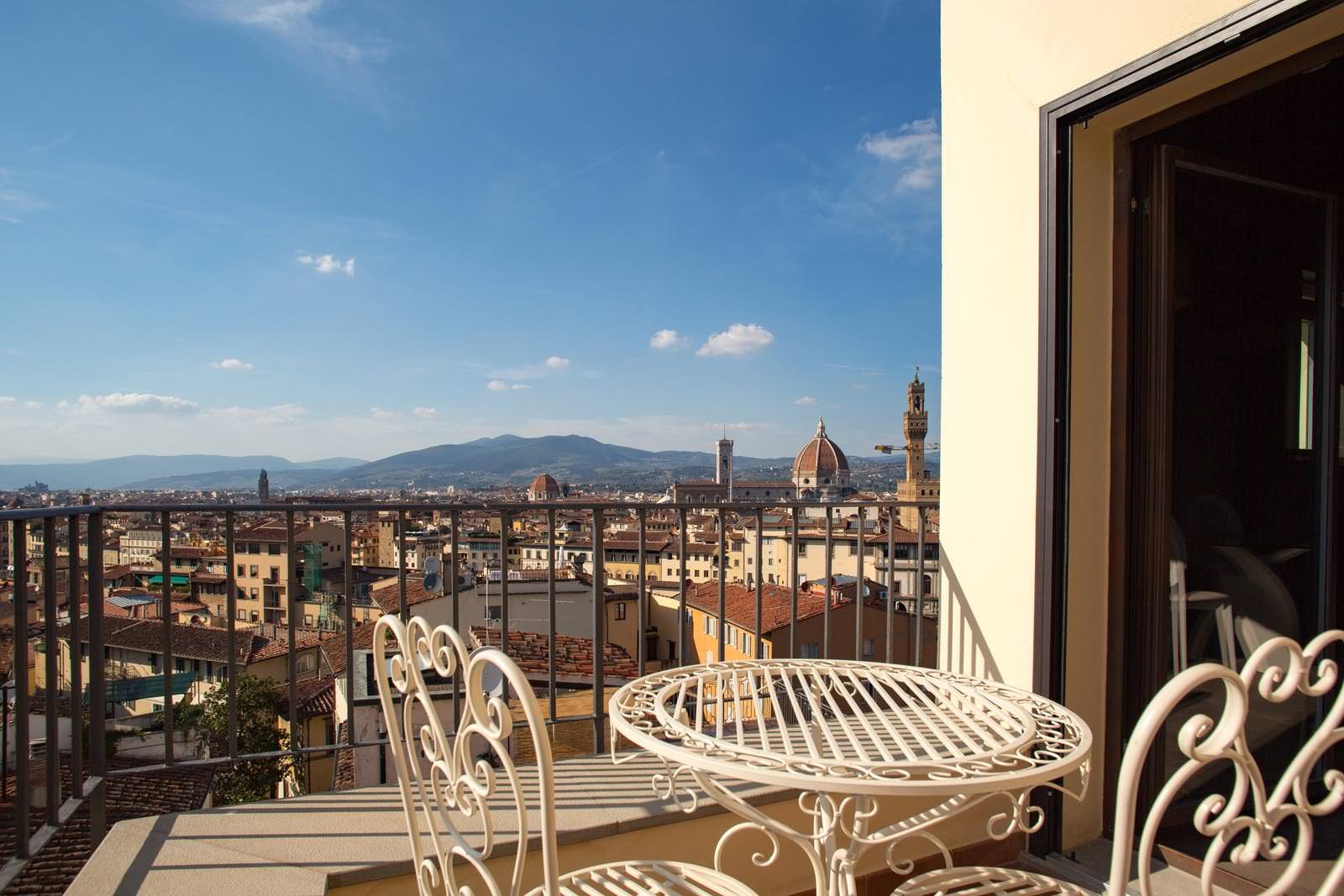 QK Costa58 Home Tower — Hotel in Oltrarno, Florence