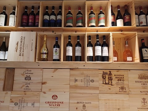 Bar Oltrarno — Bar in Oltrarno · Florence