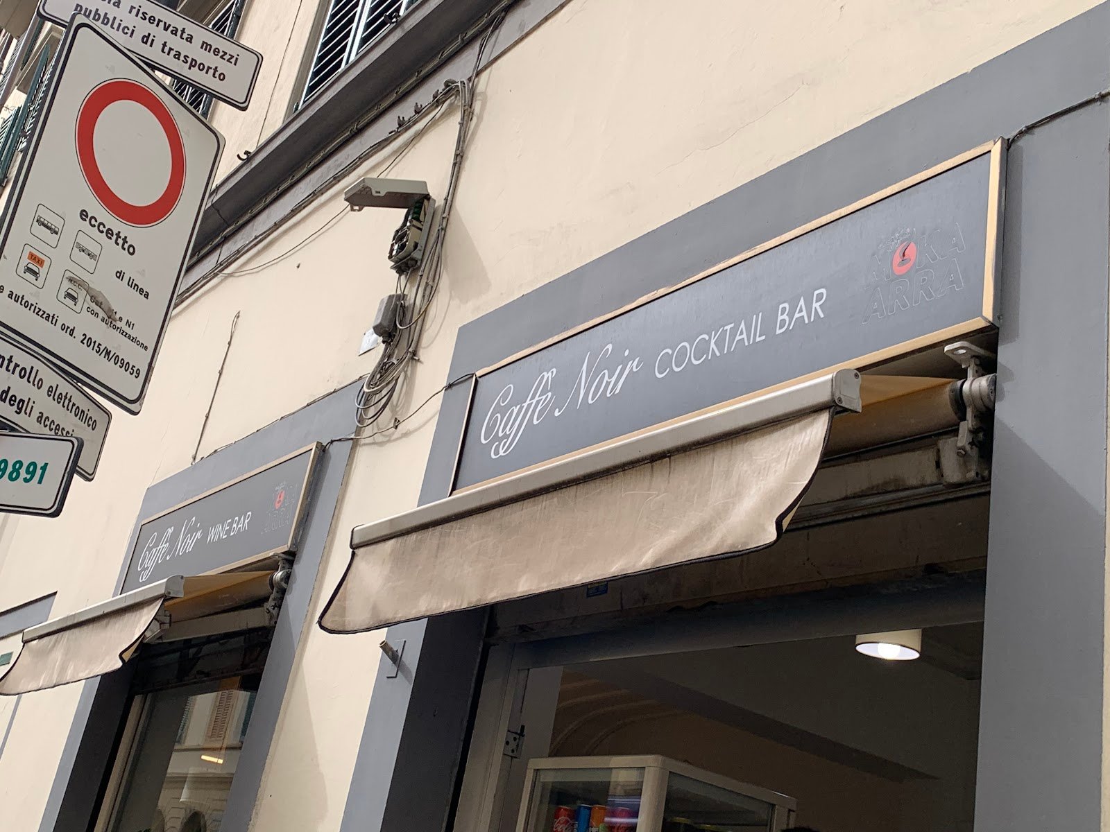 Caffè Noir Cocktail Bar — Bar in San Lorenzo, Florence