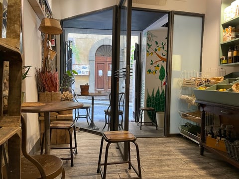 Carduccio - Il Salotto Bio — Bistro in Oltrarno · Florence
